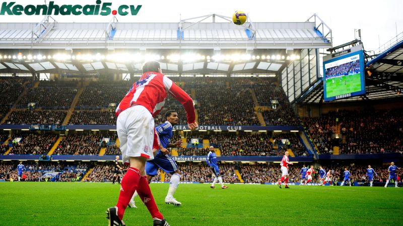 Những kiểu trận đấu thường xuất hiện kèo ném biên đáng chơi